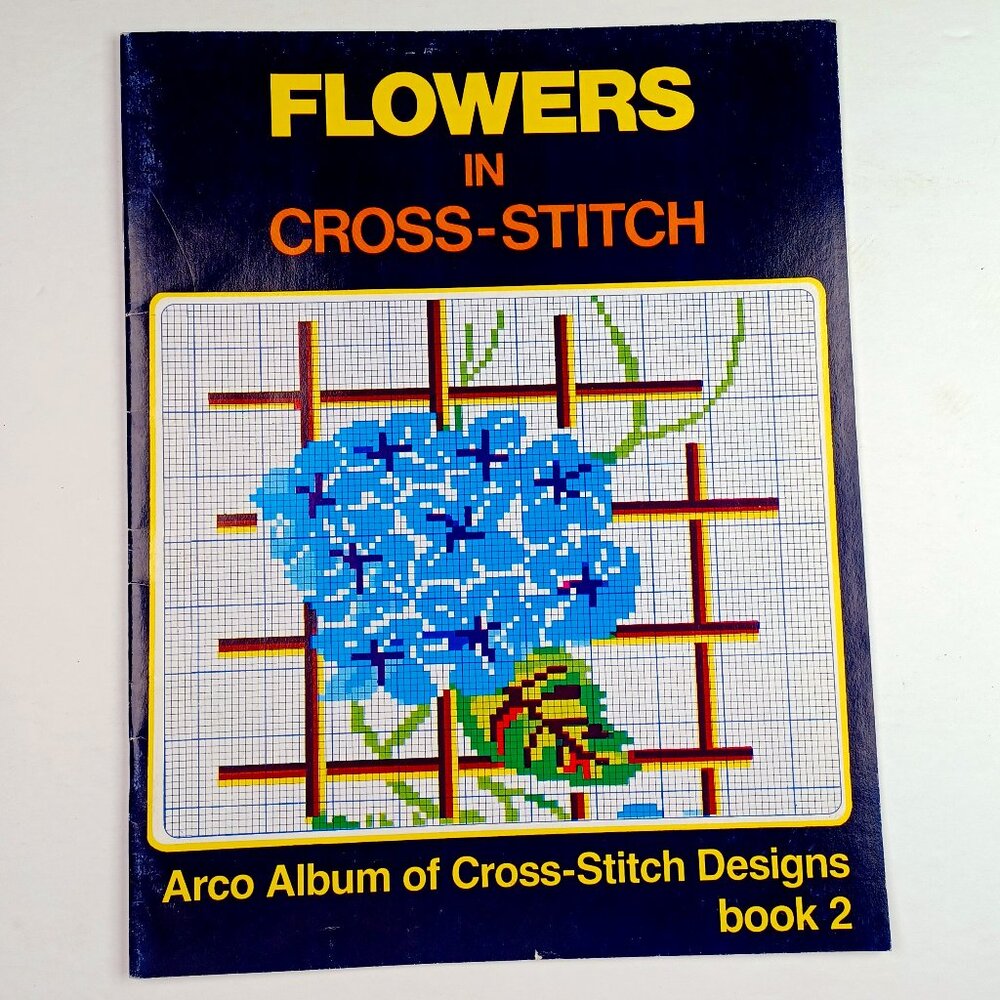Flowers in Cross-Stitch 32 High Quality Pages Arco Book 2 Full Color Vtg 1985